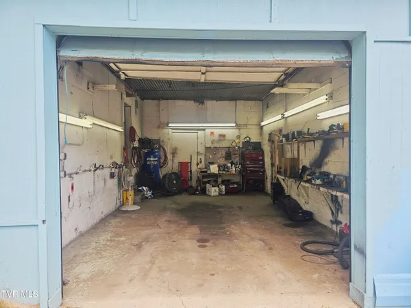 $159,900 | 921 Park Avenue Northeast, Norton, VA 24273