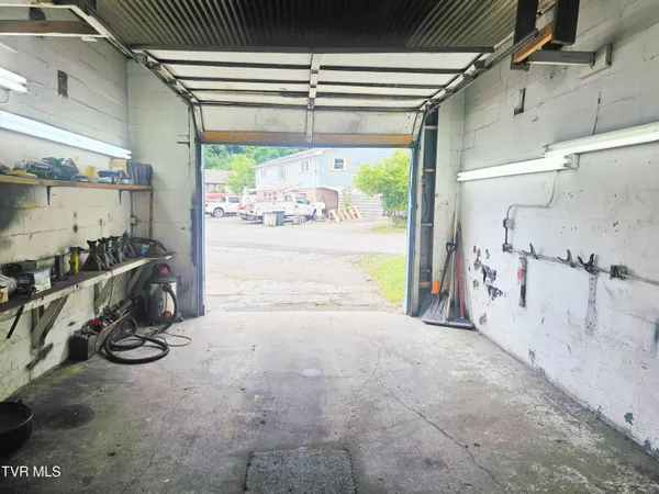 $159,900 | 921 Park Avenue Northeast, Norton, VA 24273