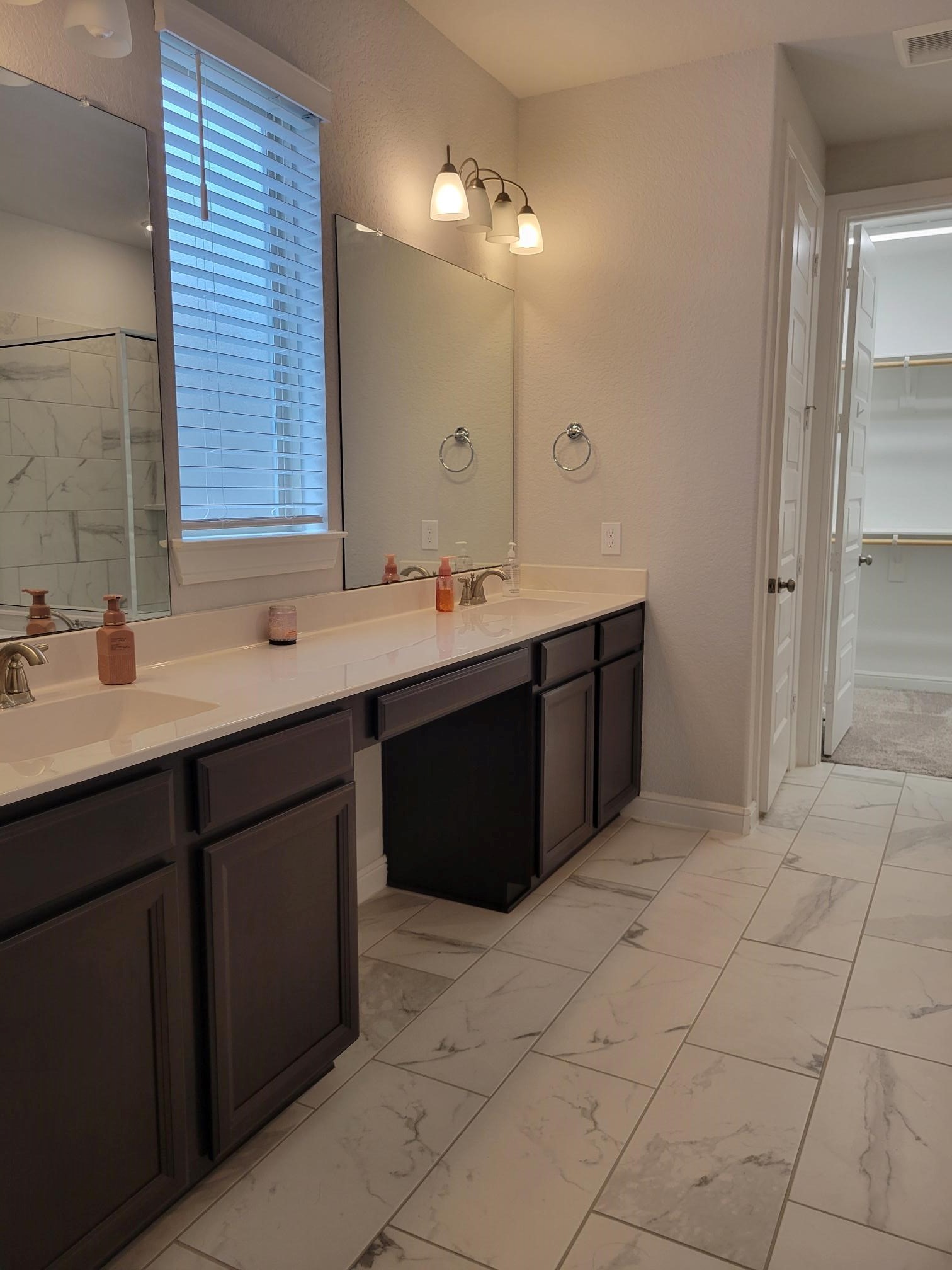 10342 Aldrin Drive Rosharon, TX 77583 - Photo 19 of 34 Gallery Image 19