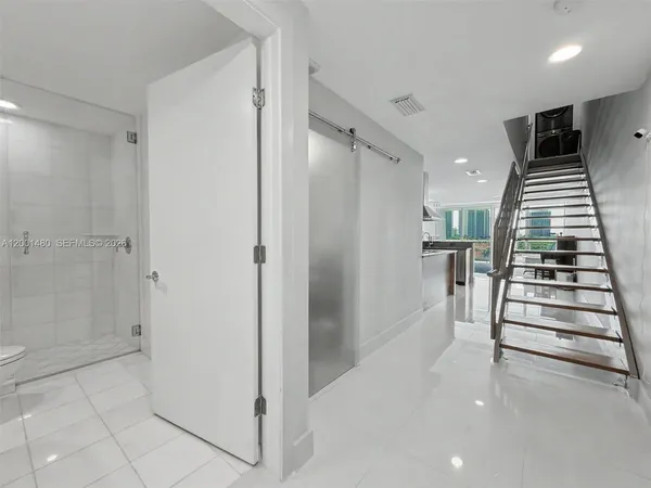 $4,200 | 2950 Northeast 188th Street, Unit 435, Aventura, FL 33180