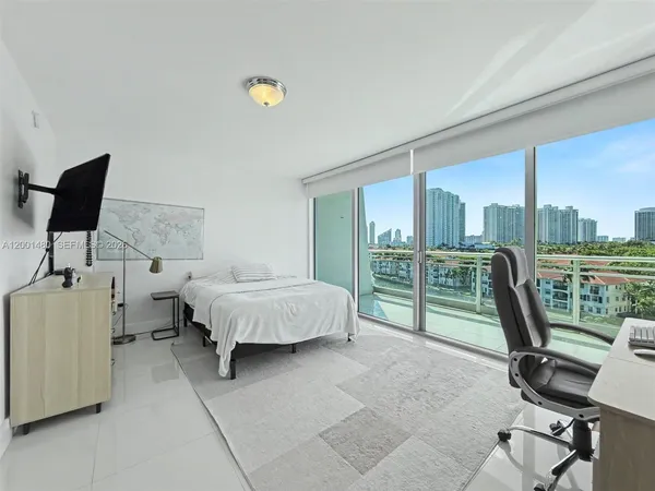 $4,200 | 2950 Northeast 188th Street, Unit 435, Aventura, FL 33180