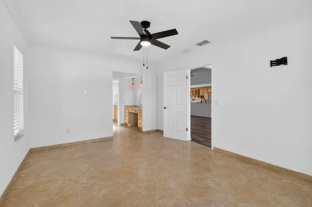 $5,500 | 1012 West Camino Real, Boca Raton, FL 33486