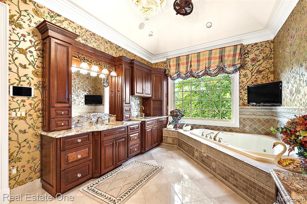 5250 Orchard Ridge Drive Rochester, MI 48306 - Photo 48 of 99 Gallery Image 48