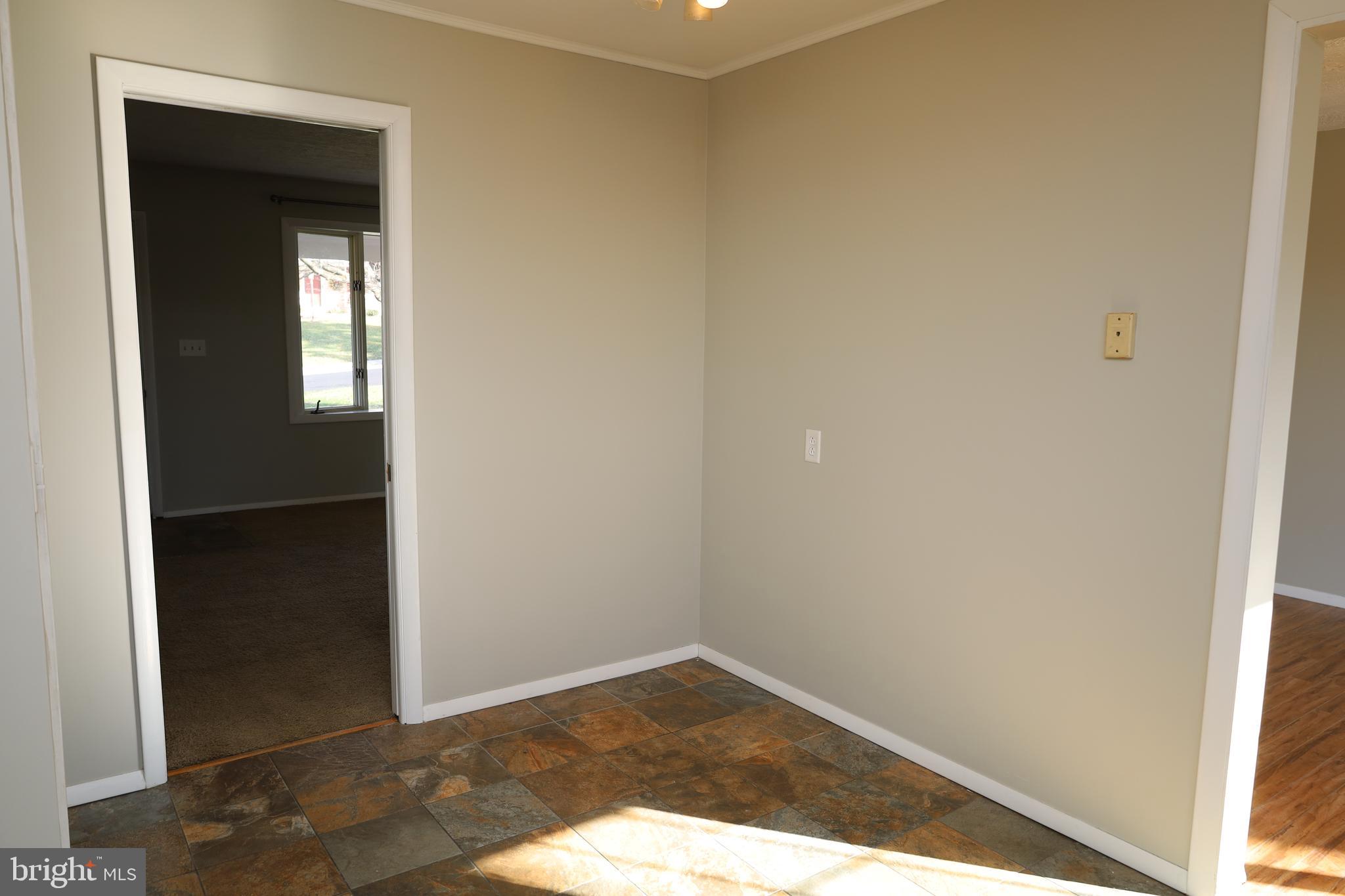 436 Ridgeford Road Dallastown, PA 17313 - Photo 8 of 27 Gallery Image 8
