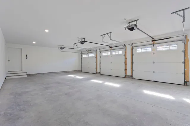 $879,000 | 90 Green Acres Drive, Buxton, ME 04093