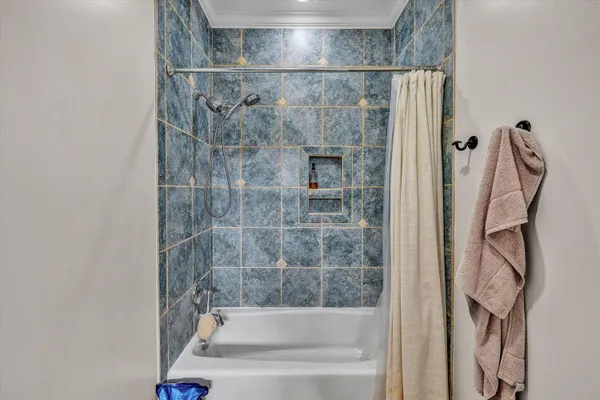 $790,000 | 7908 Forest Creek Drive, Roanoke, VA 24018