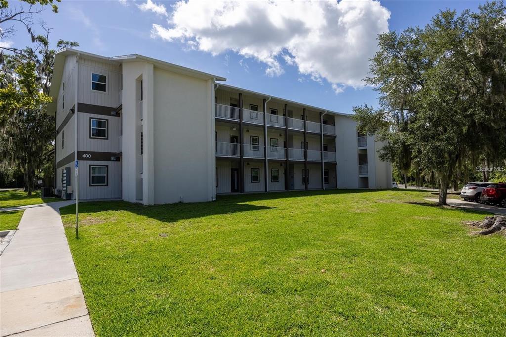 6519 West Newberry Road, Unit 412 Gainesville, FL 32607 - Photo 1 of 24 Gallery Image 1