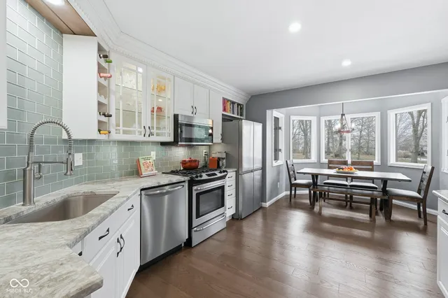 $585,000 | 1171 Waterford Drive, Avon, IN 46123