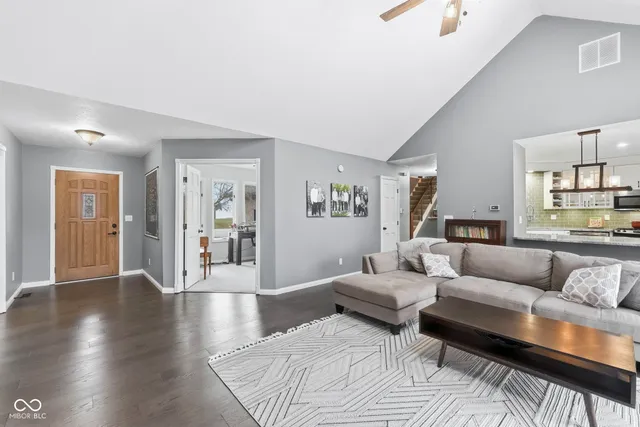 $585,000 | 1171 Waterford Drive, Avon, IN 46123