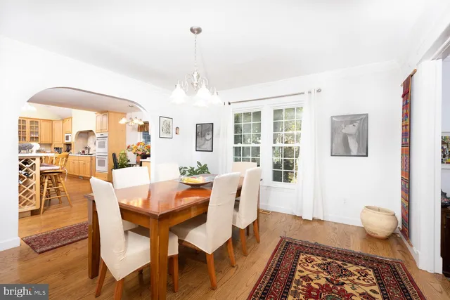 $675,000 | 9841 Meadowcroft Lane, Montgomery Village, MD 20886