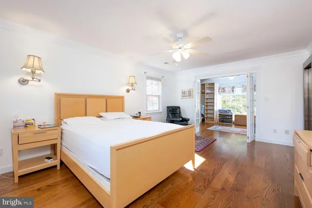 $675,000 | 9841 Meadowcroft Lane, Montgomery Village, MD 20886