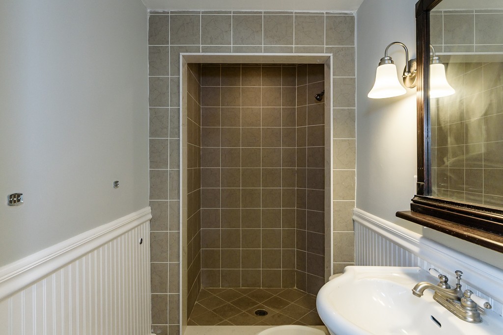 55 Devon Street, Unit 6 Boston, MA 02121 - Photo 7 of 12