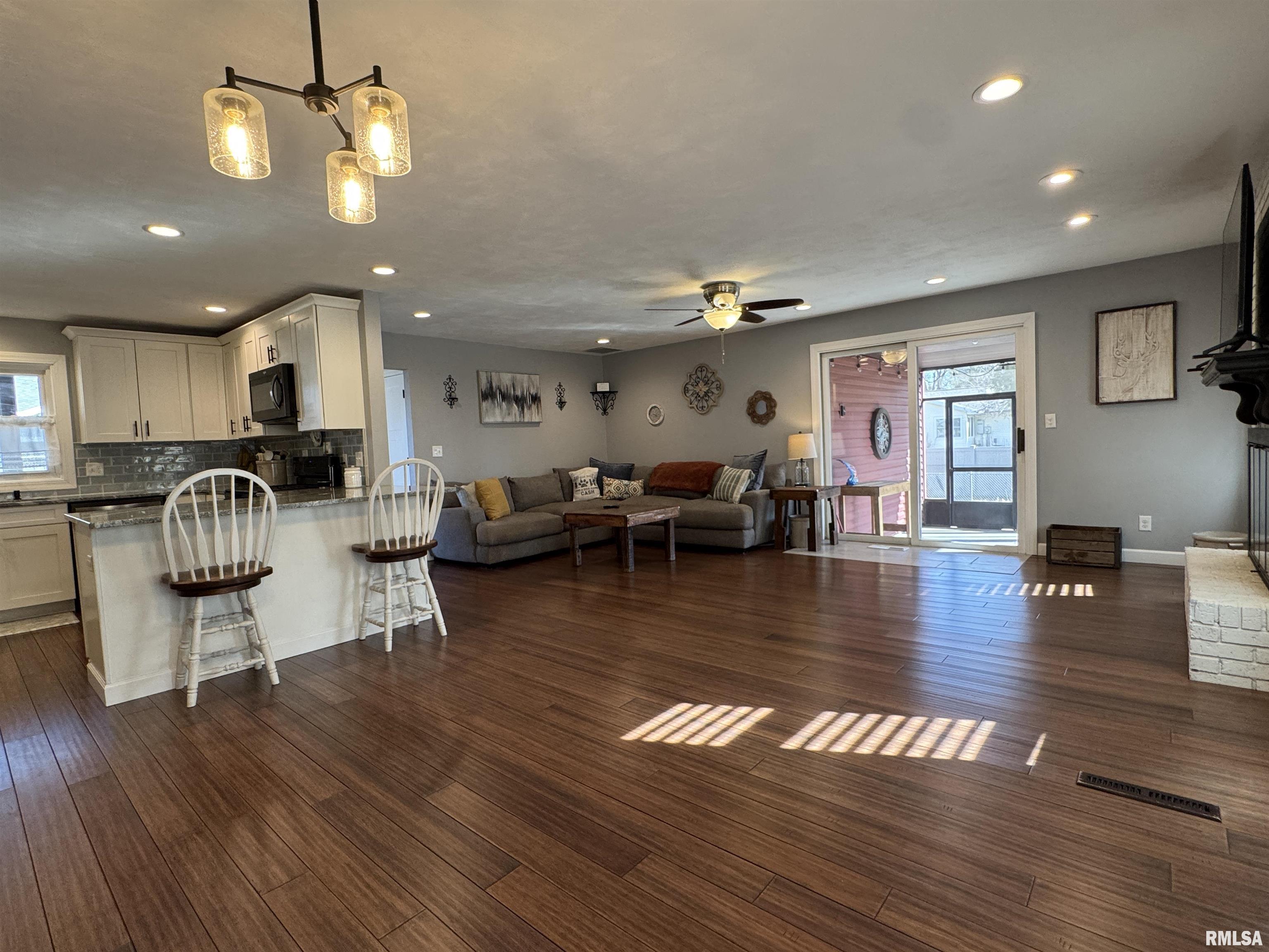 3300 Haviland Drive Springfield, IL 62704 - Photo 11 of 50