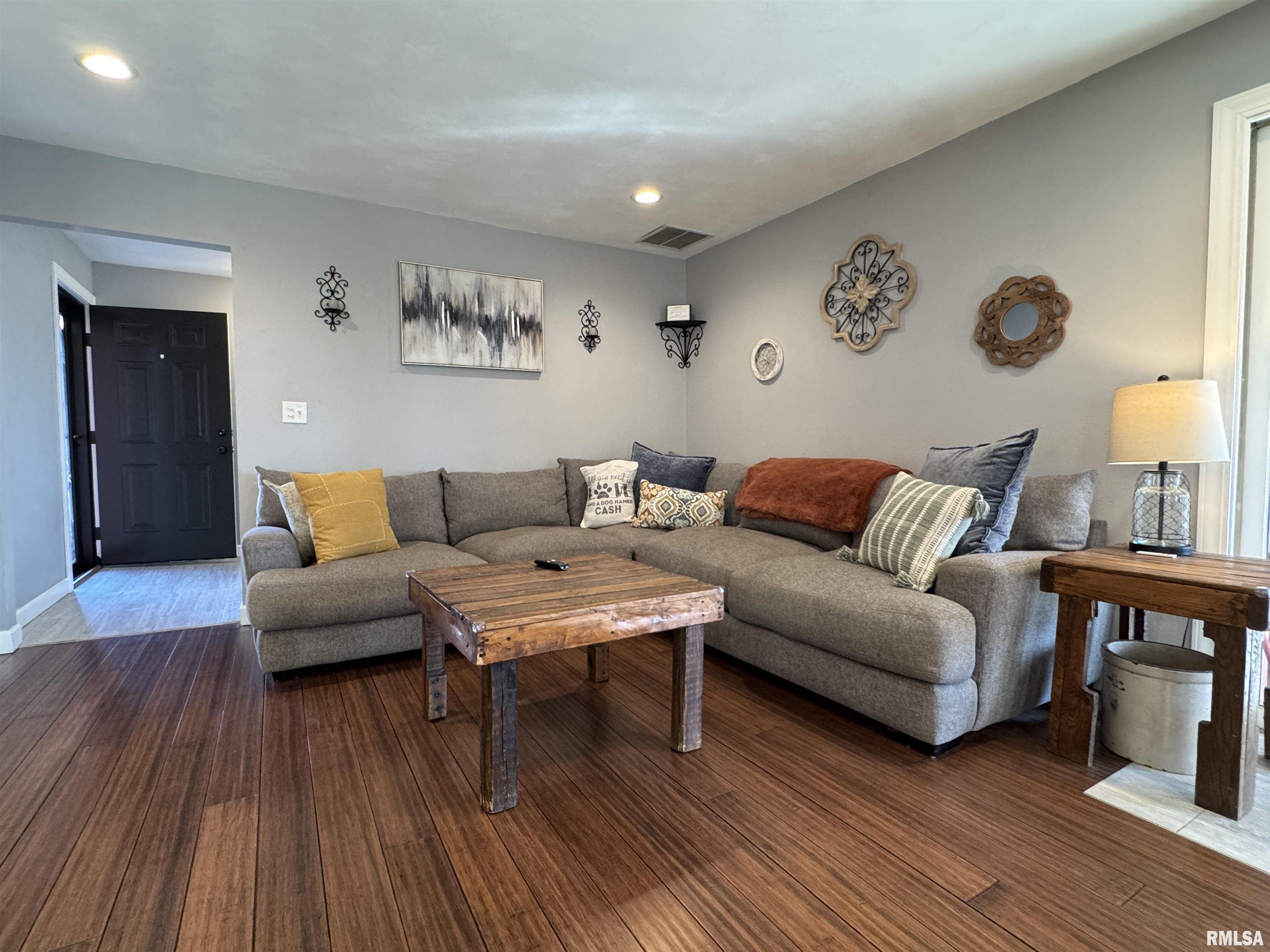 3300 Haviland Drive Springfield, IL 62704 - Photo 6 of 50