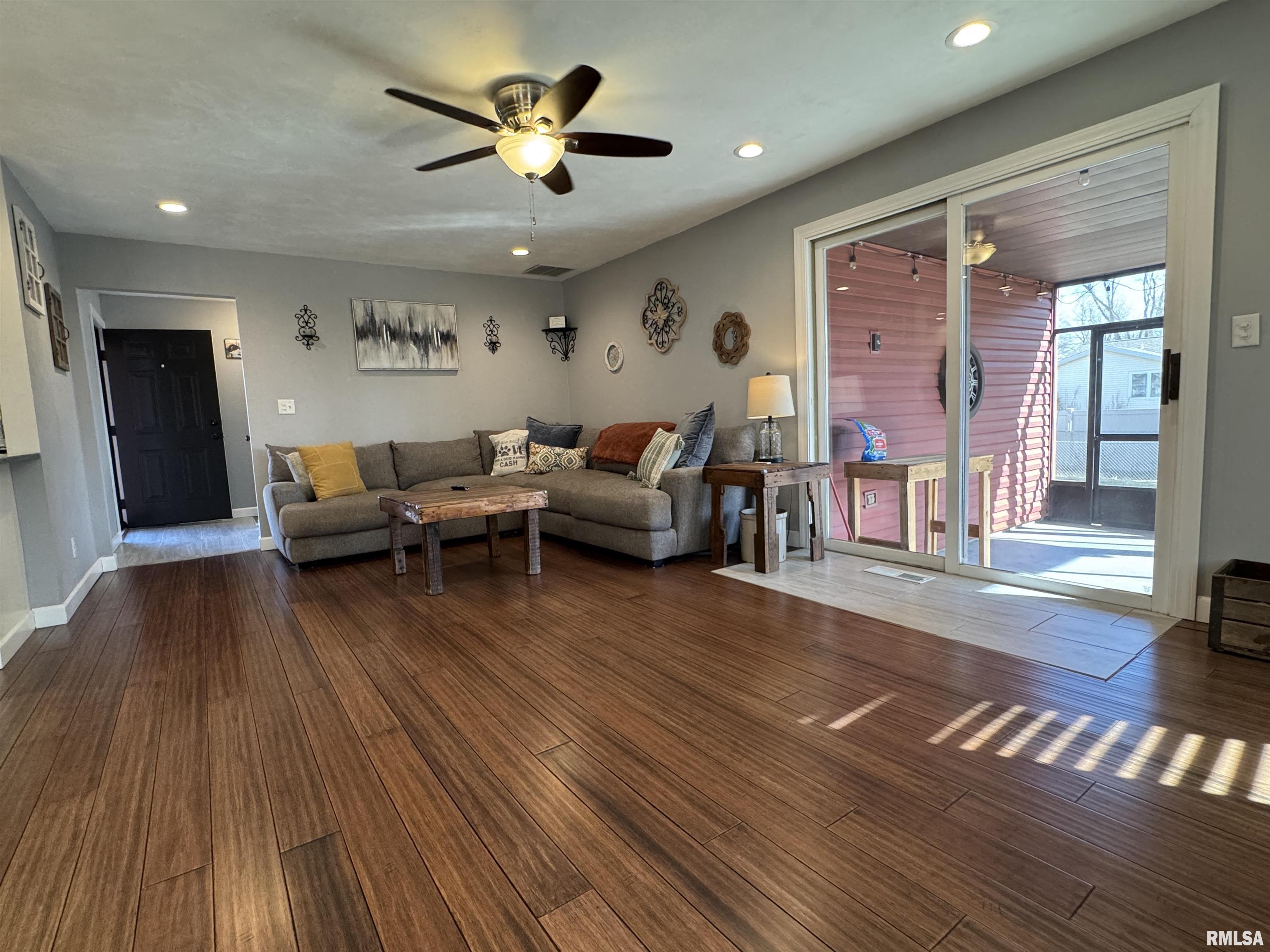 3300 Haviland Drive Springfield, IL 62704 - Photo 7 of 50