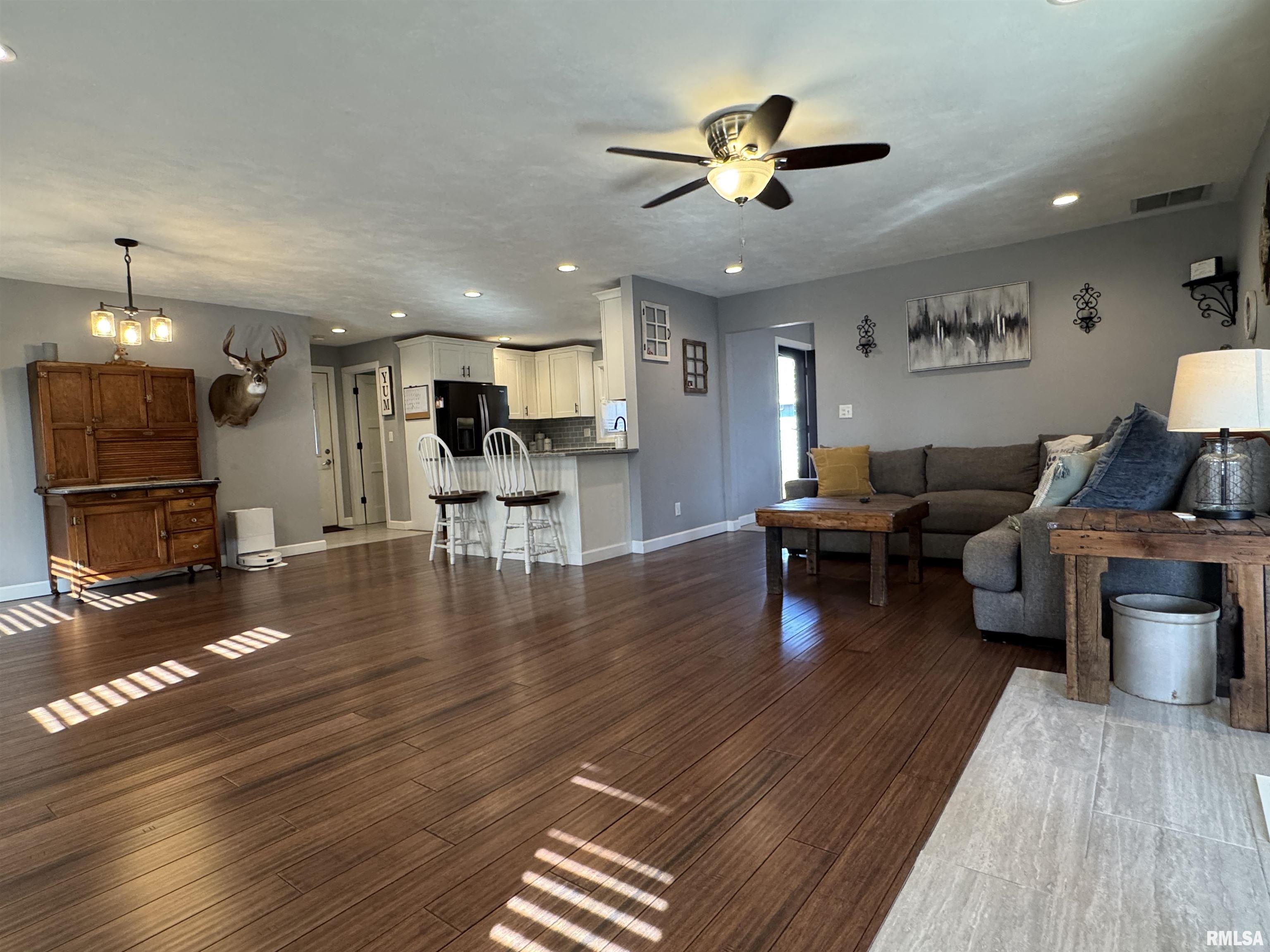 3300 Haviland Drive Springfield, IL 62704 - Photo 10 of 50