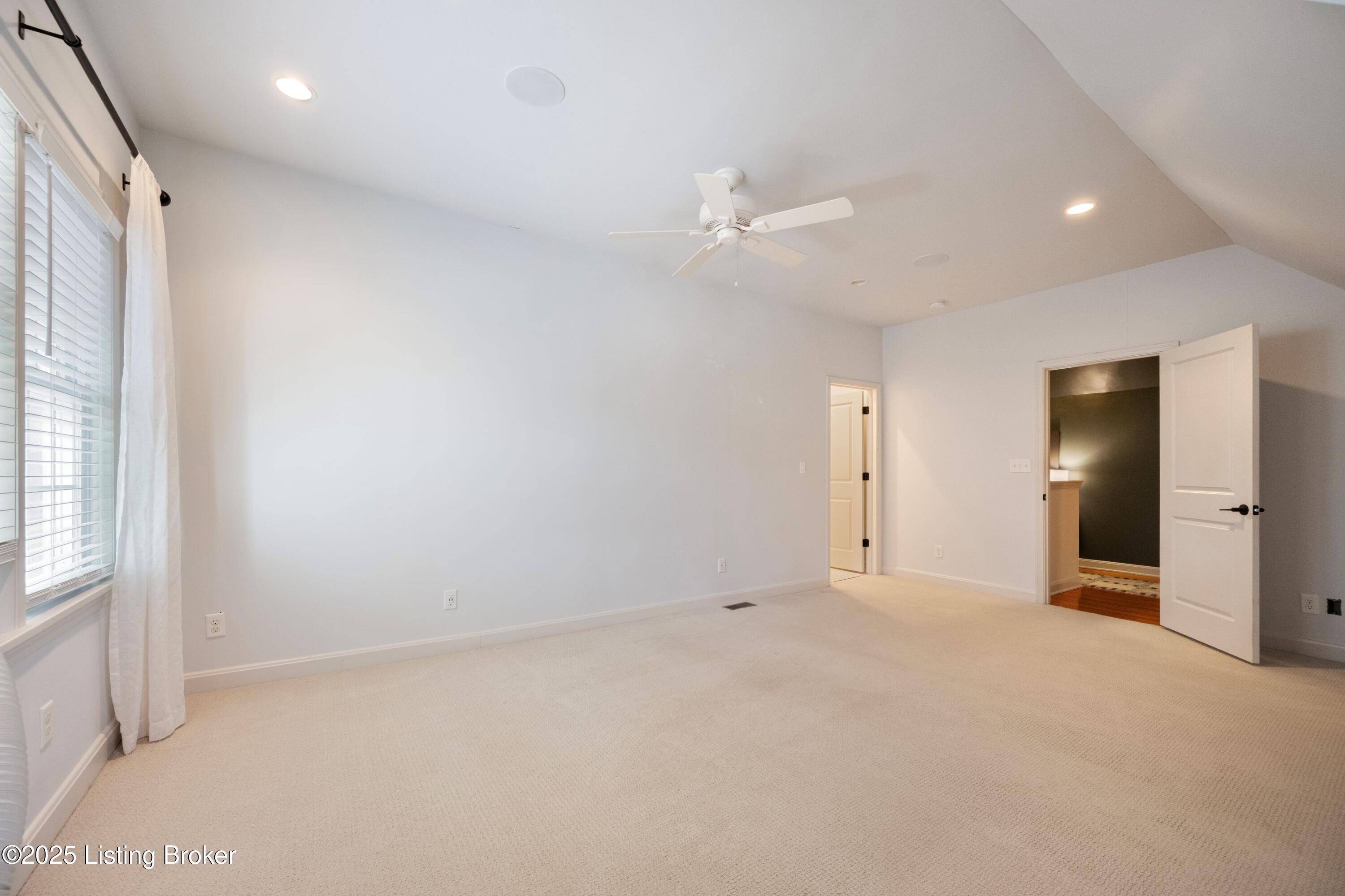 1816 Rutherford Avenue Louisville, KY 40205 - Photo 40 of 71 37