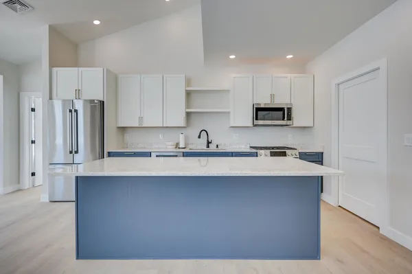 $725,000 | Tbd Tbd Whispering Pines Place, Unit 18, Center Conway, NH 03813