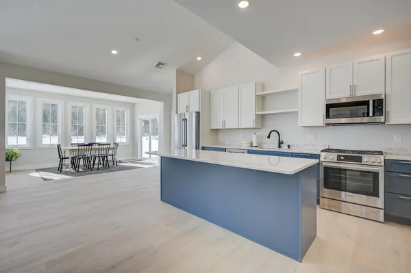 $725,000 | Tbd Tbd Whispering Pines Place, Unit 18, Center Conway, NH 03813