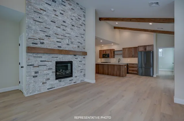 $725,000 | Tbd Tbd Whispering Pines Place, Unit 18, Center Conway, NH 03813