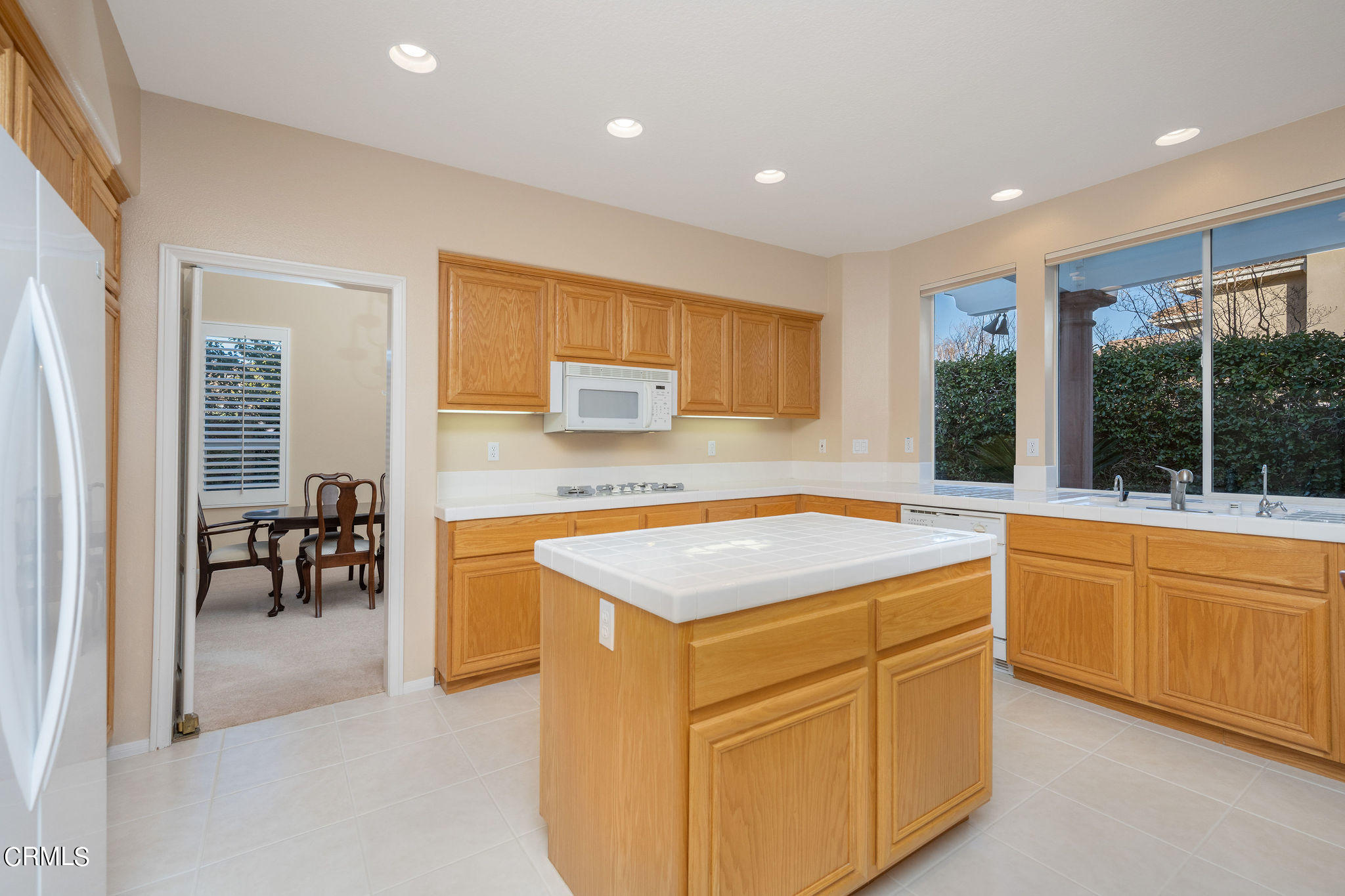 1760 Crystal View Circle Newbury Park, CA 91320 - Photo 19 of 44 CS4_3441-2