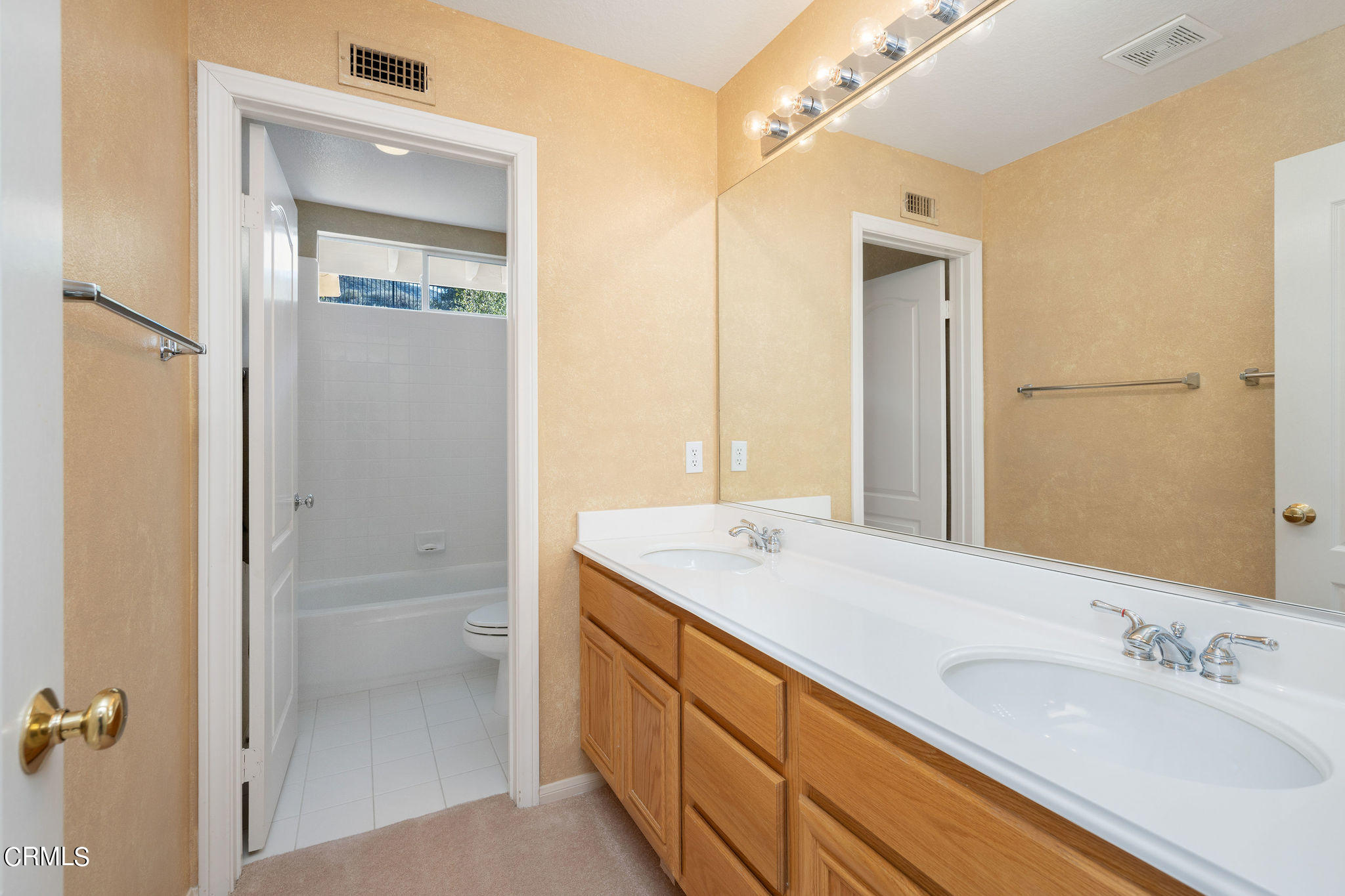 1760 Crystal View Circle Newbury Park, CA 91320 - Photo 36 of 44 CS4_3344-2