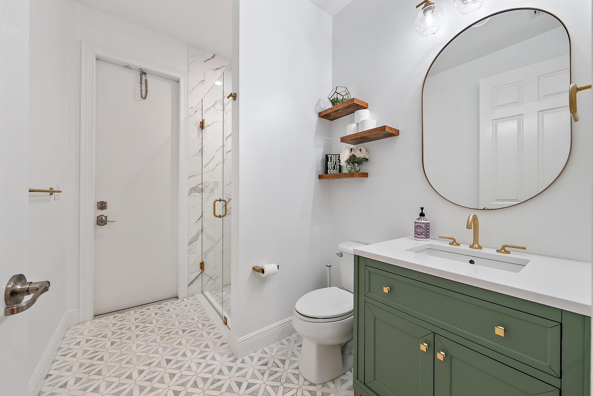 111 Manor Circle Jupiter, FL 33458 - Photo 11 of 33 111 Manor Cir-11