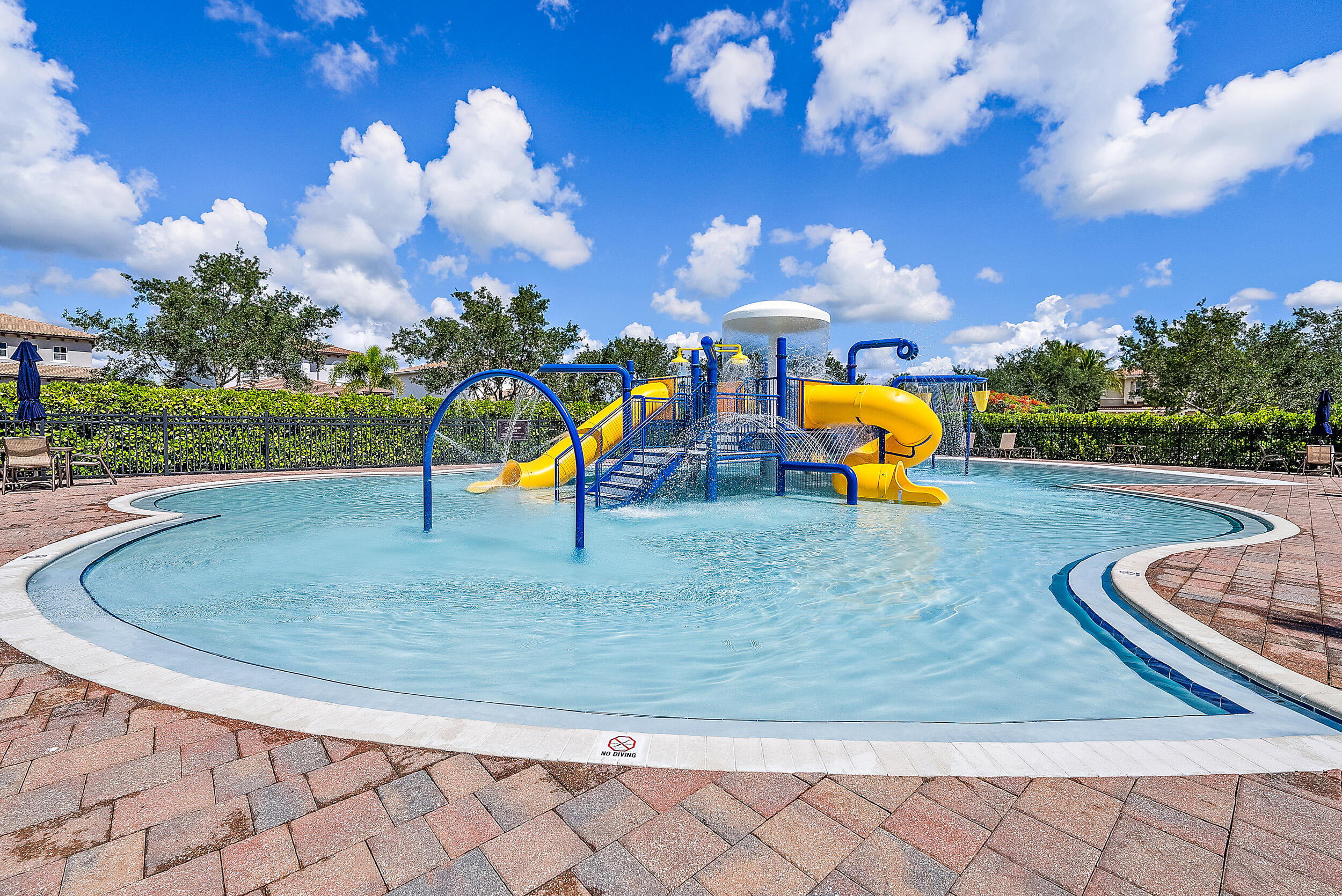 111 Manor Circle Jupiter, FL 33458 - Photo 29 of 33 115 Whale Cay Way-47