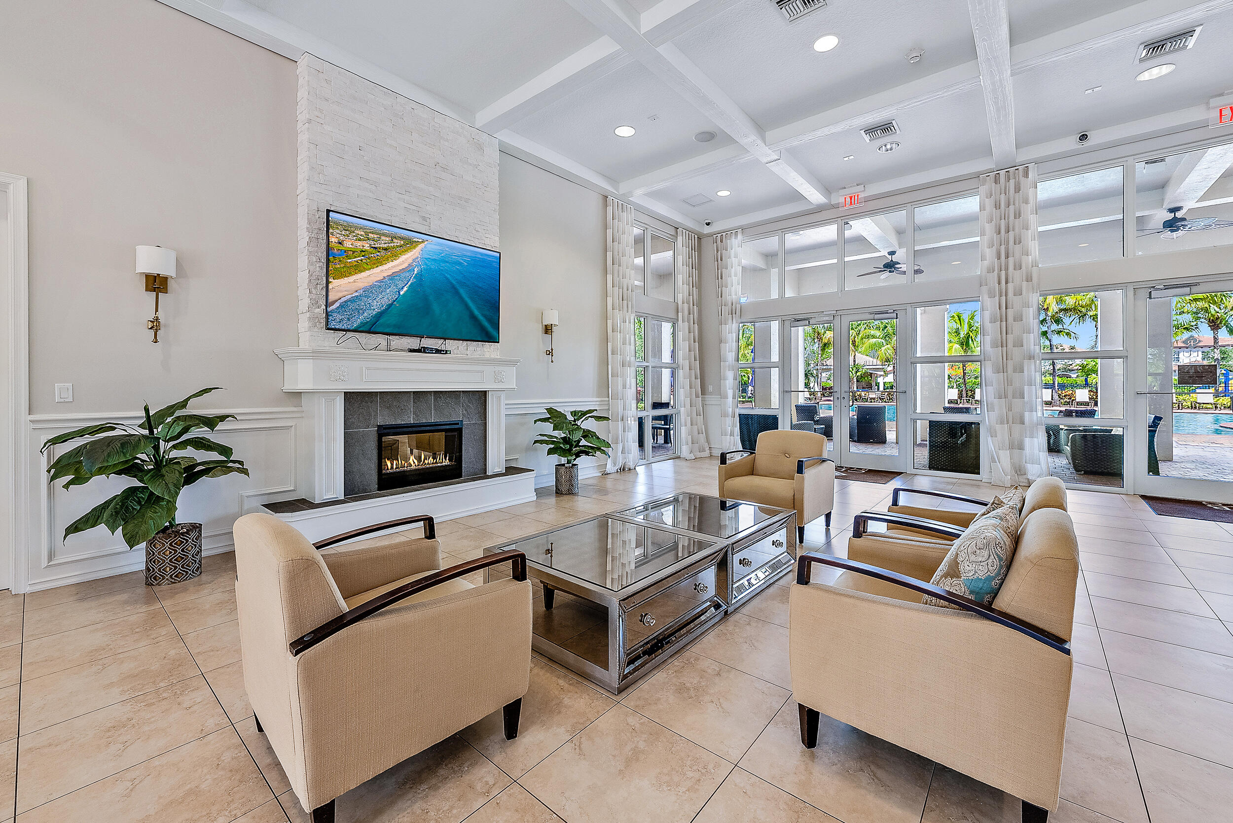 111 Manor Circle Jupiter, FL 33458 - Photo 31 of 33 115 Whale Cay Way-38