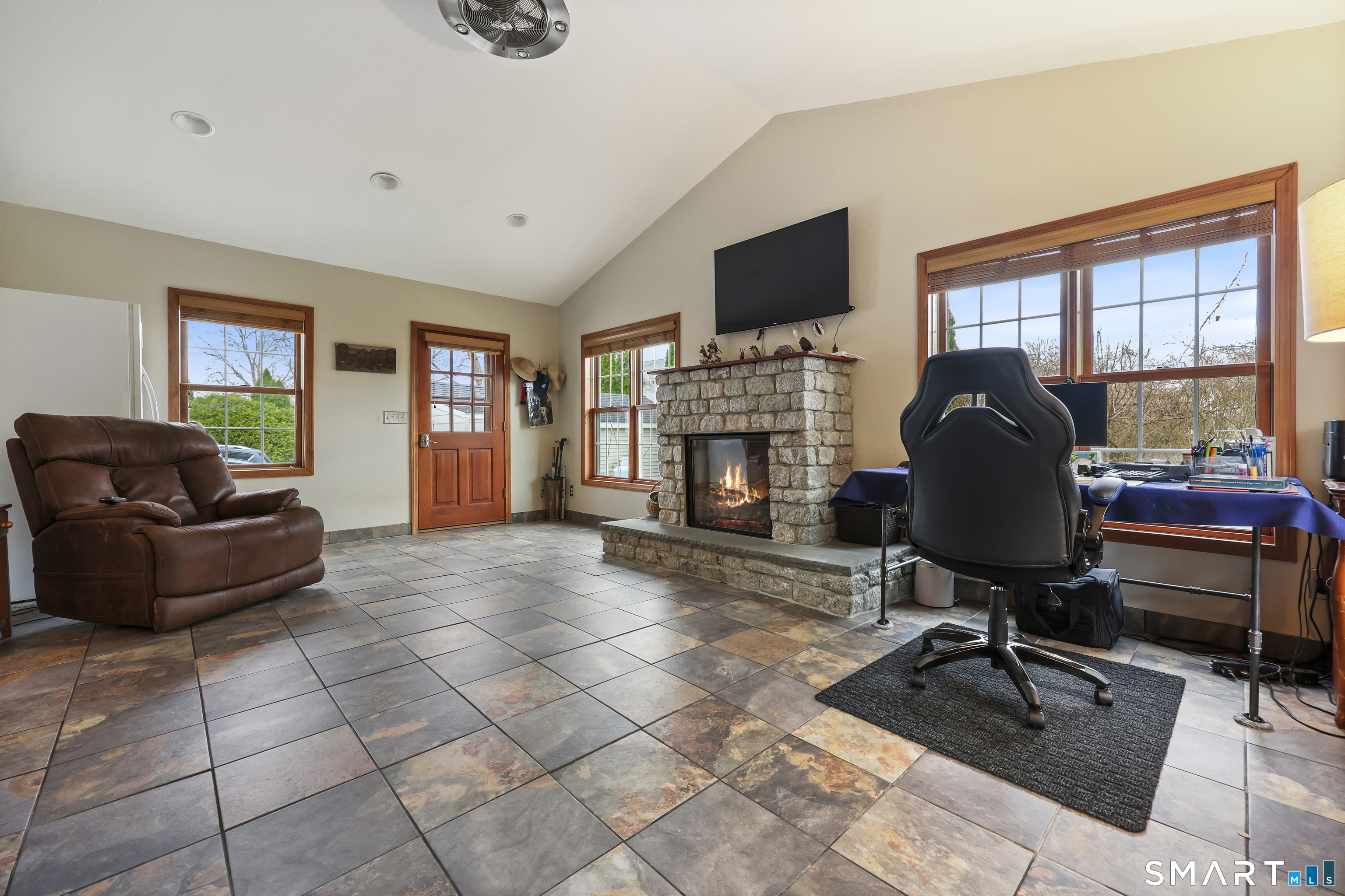 24 Seabreeze Road Old Saybrook, CT 06475 - Photo 22 of 33