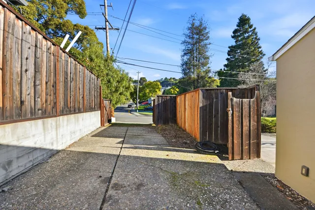 $899,950 | 16251 Carolyn Street, Castro Valley, CA 94578