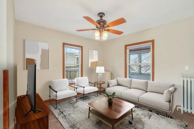 $200,000 | 274 Wyoming Street East, St. Paul, MN 55118