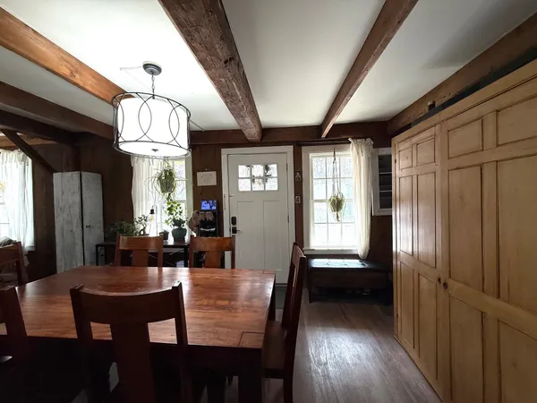 $319,000 | 1829 West Jamaica Road, Jamaica, VT 05343