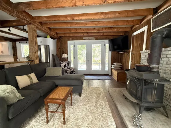 $319,000 | 1829 West Jamaica Road, Jamaica, VT 05343