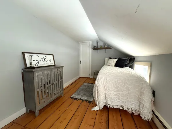 $319,000 | 1829 West Jamaica Road, Jamaica, VT 05343