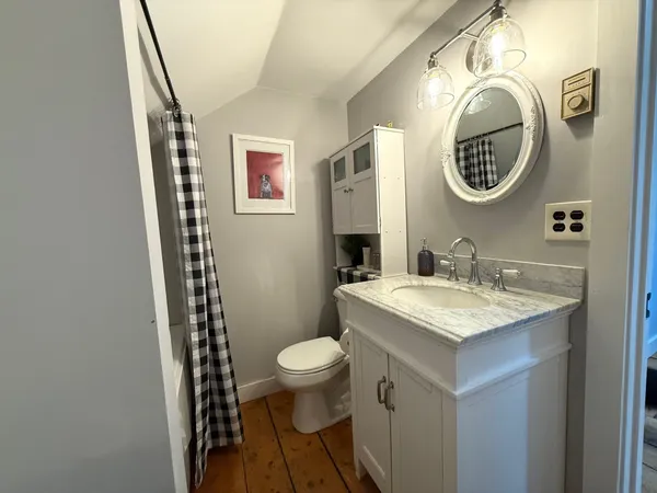 $319,000 | 1829 West Jamaica Road, Jamaica, VT 05343