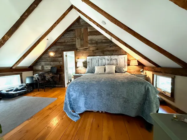 $319,000 | 1829 West Jamaica Road, Jamaica, VT 05343