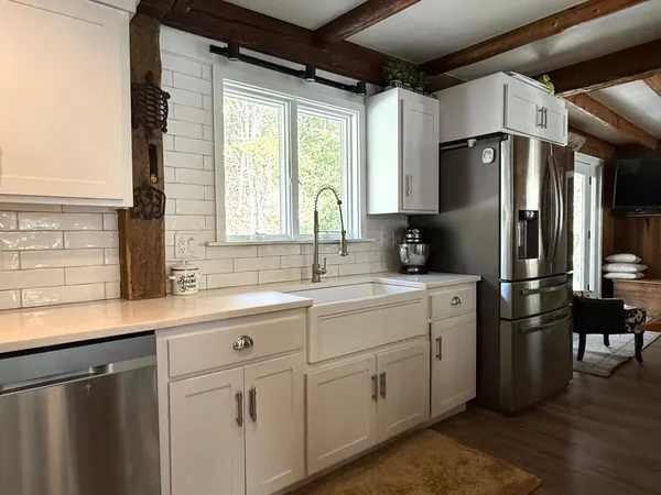 $319,000 | 1829 West Jamaica Road, Jamaica, VT 05343