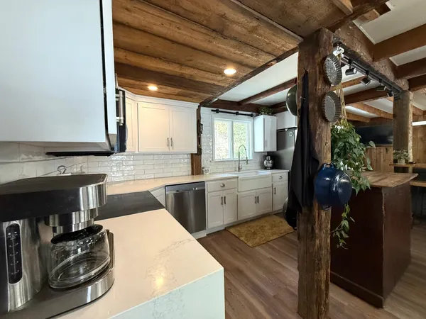 $319,000 | 1829 West Jamaica Road, Jamaica, VT 05343