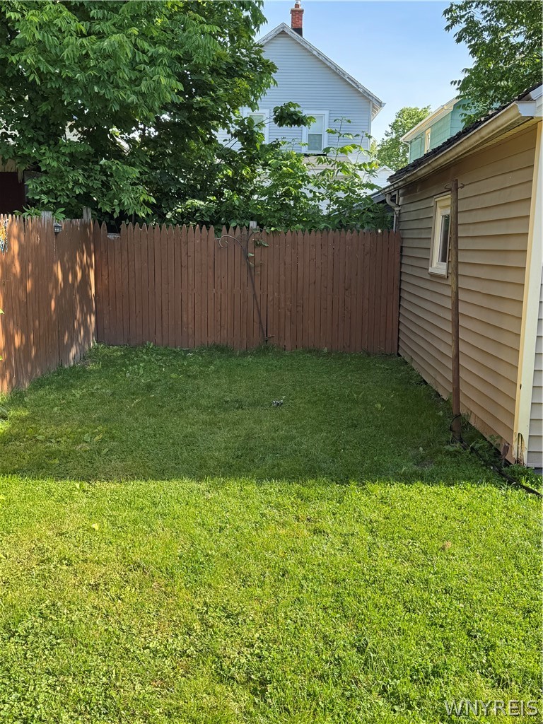 54 Rounds Avenue Buffalo, NY 14215 - Photo 11 of 13