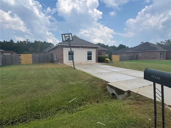 $190,000 | 21326 Beau Chateau Boulevard, Ponchatoula, LA 70454