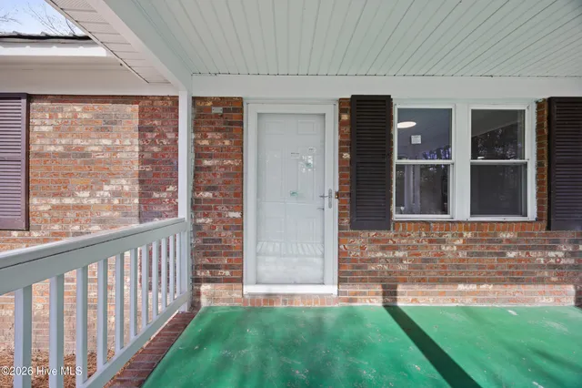 $290,000 | 18809 Highway 87, Riegelwood, NC 28456