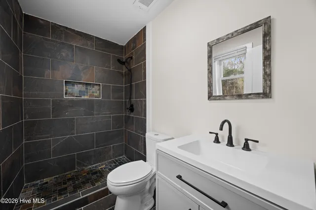 $290,000 | 18809 Highway 87, Riegelwood, NC 28456