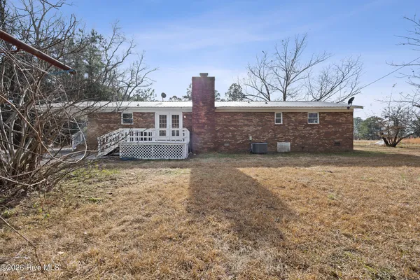 $280,000 | 18809 Highway 87, Riegelwood, NC 28456
