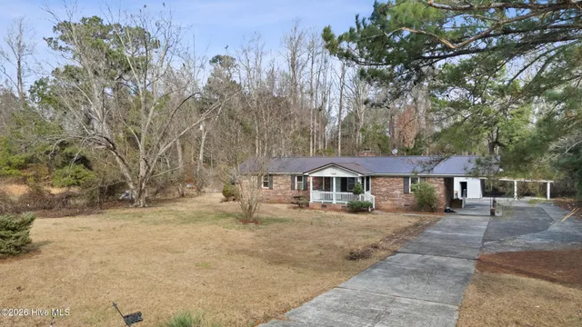 $290,000 | 18809 Highway 87, Riegelwood, NC 28456