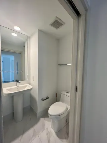 $4,250 | 801 South Miami Avenue, Unit 2203, Miami, FL 33131