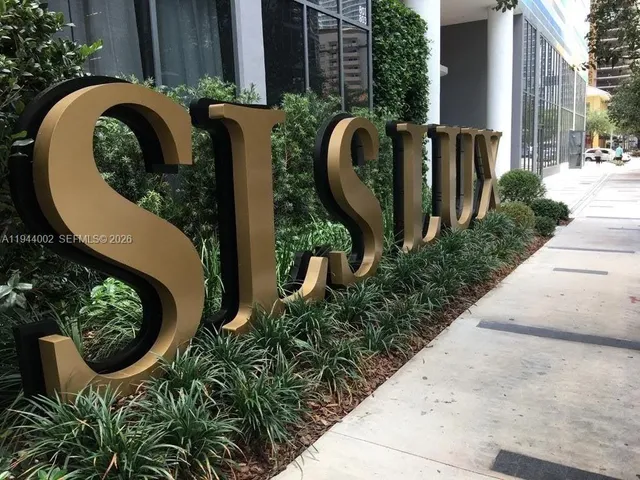 $4,250 | 801 South Miami Avenue, Unit 2203, Miami, FL 33131