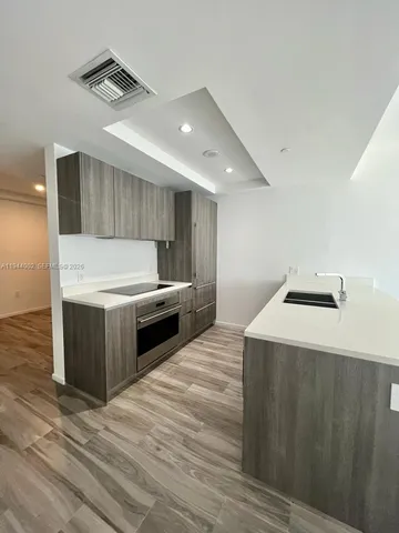 $4,250 | 801 South Miami Avenue, Unit 2203, Miami, FL 33131