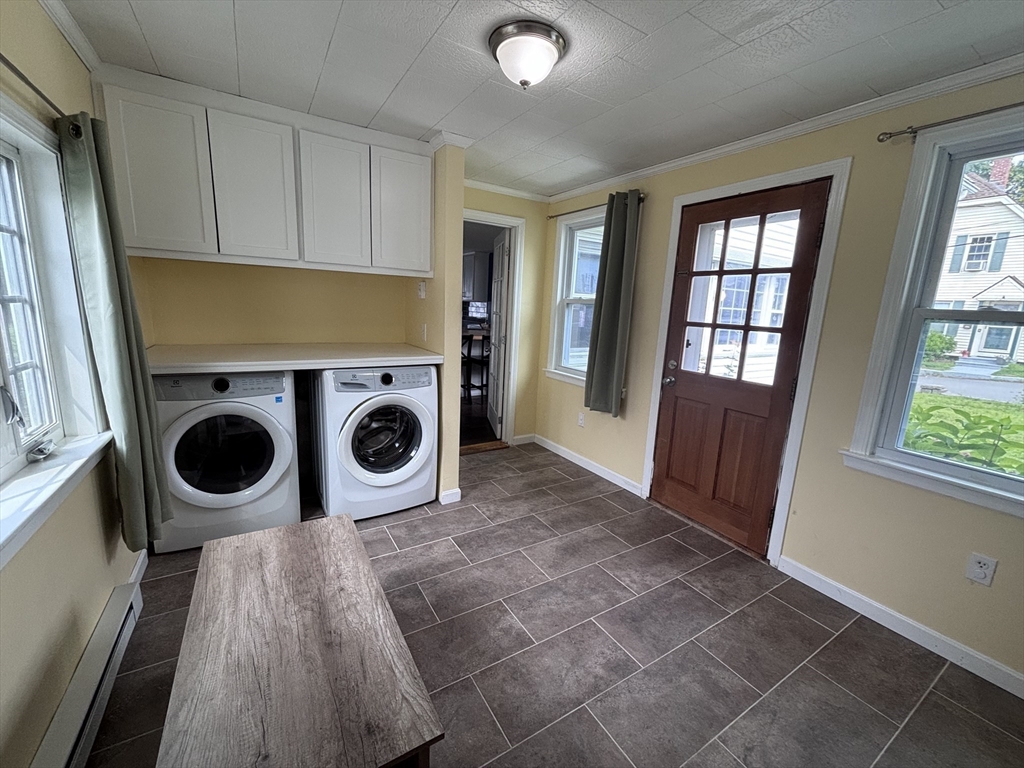 13 Simon Court Clinton, MA 01510 - Photo 6 of 31