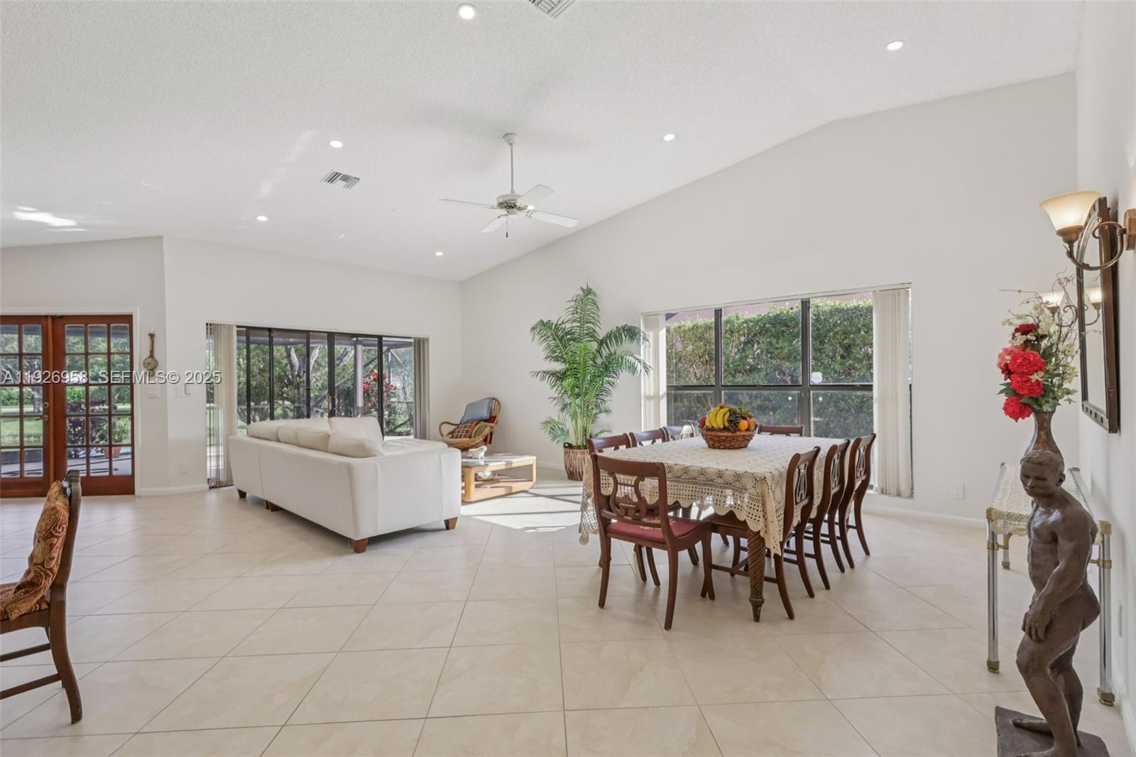 22792 Marbella Circle Boca Raton, FL 33433 - Photo 13 of 54